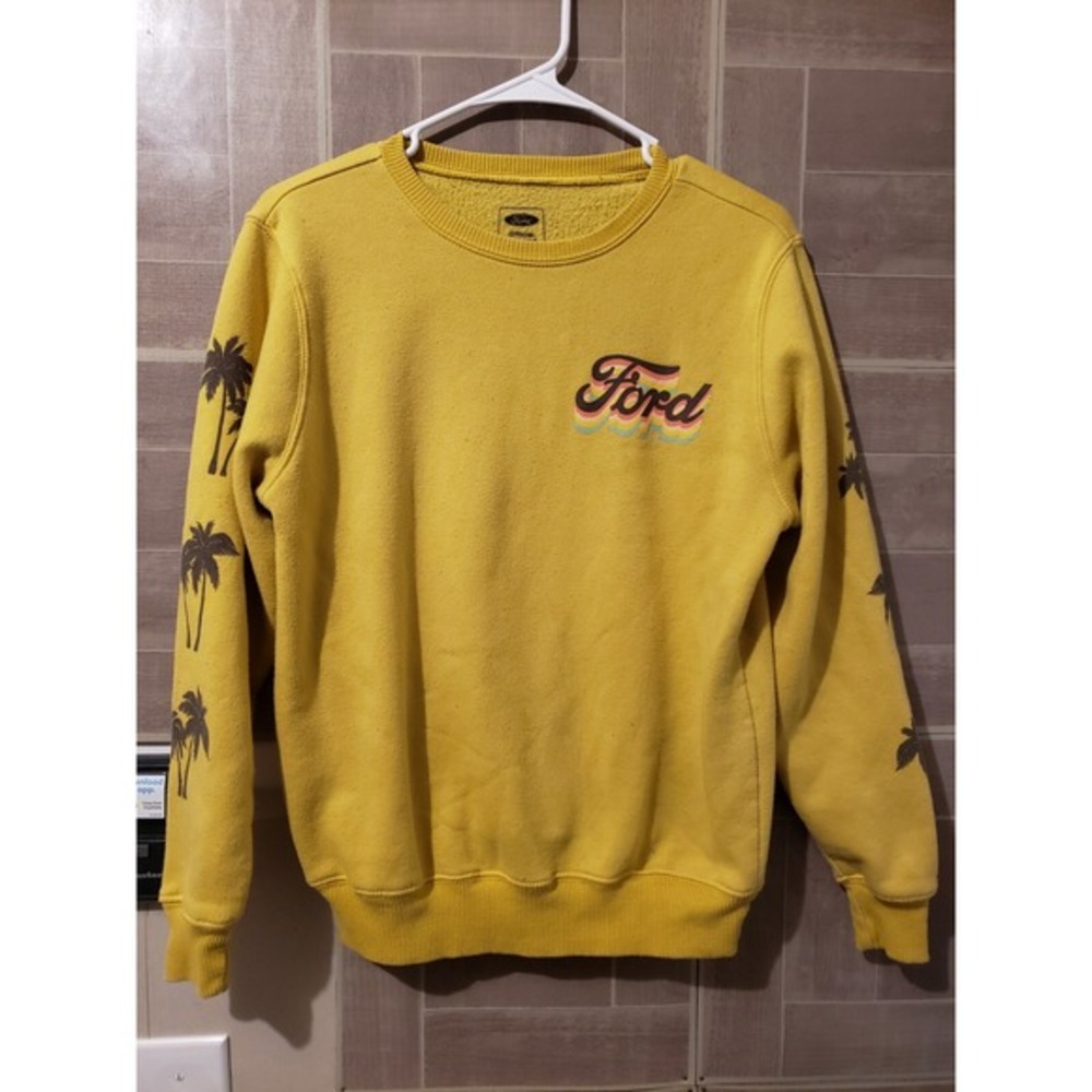 Ford Mustang Meet Me In Miami Sweatshirt Mens Size XS Yellow Faded Rare Official